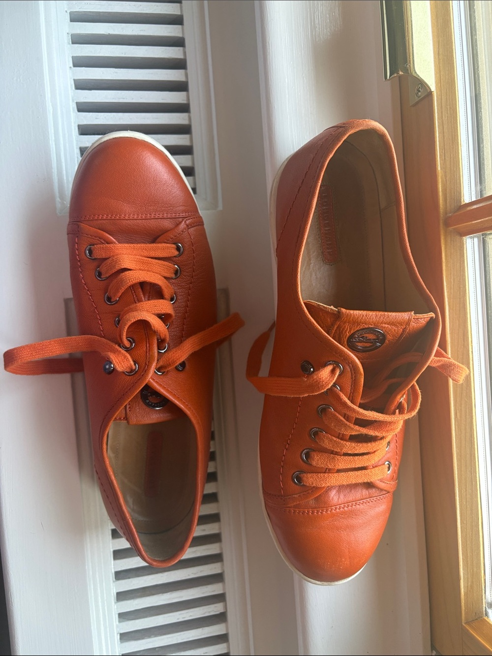 Longchamp Orange Leather Low-Top Court Shoe - Picture 9 of 12